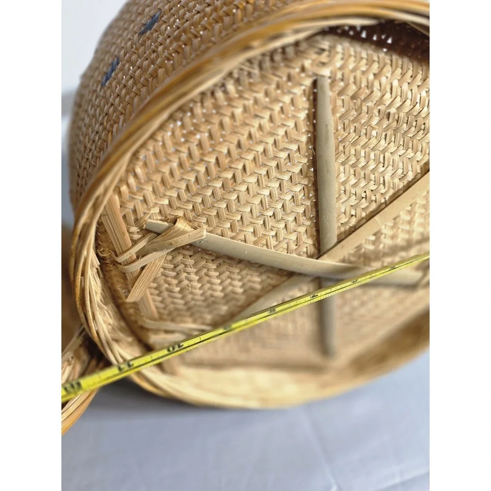 N/A vintage wicker